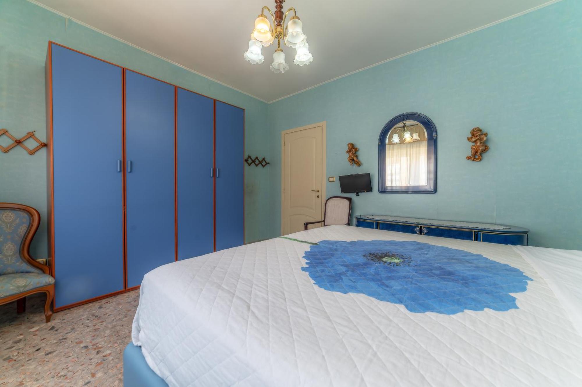 Georges Flat - Tiburtina Station Apartment Rom